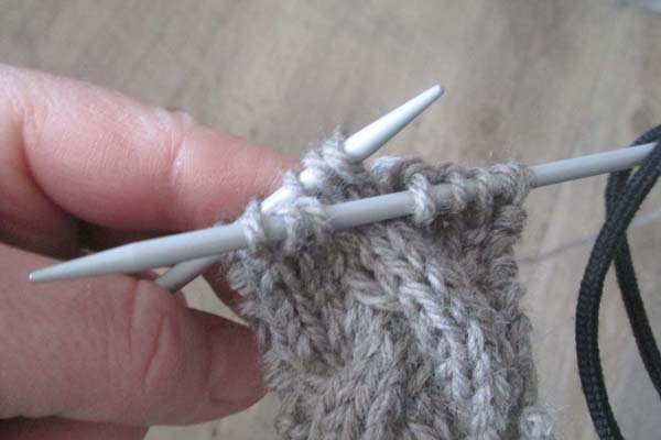 how-to-knit-the-cable-stitch-without-a-cable-needle-step-7-copy